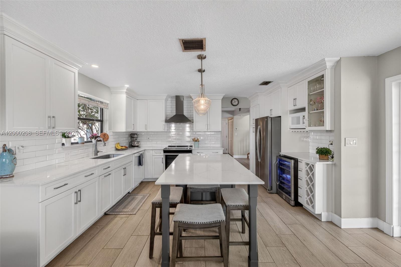 WAVERLY HUNDRED - Residential