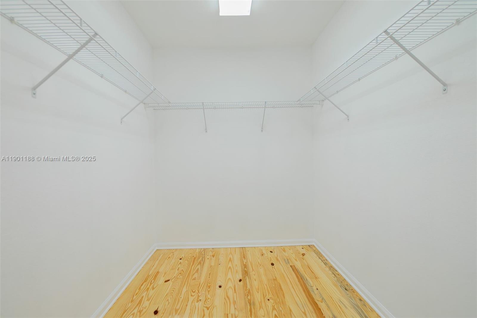 CITRUS ISLE PUD - Residential Lease