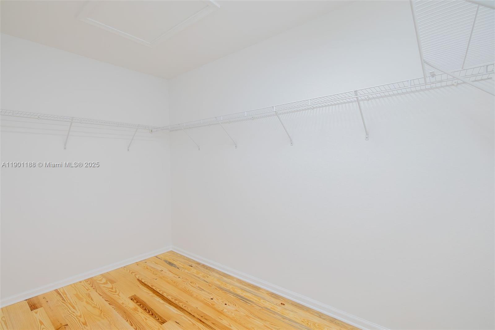 CITRUS ISLE PUD - Residential Lease
