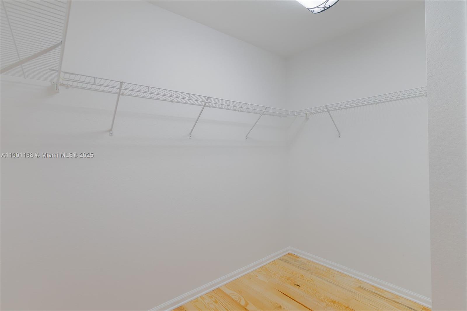 CITRUS ISLE PUD - Residential Lease