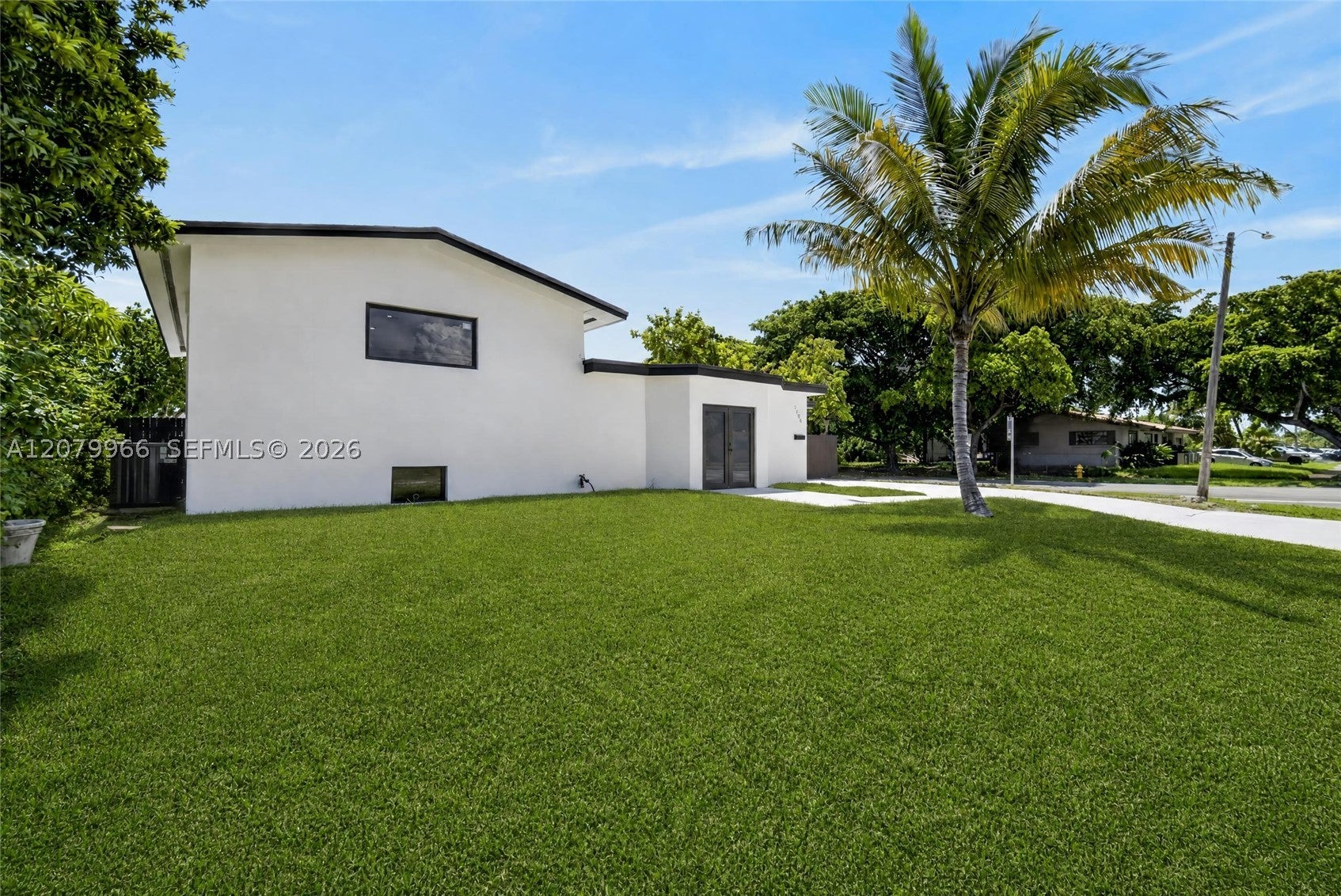 1200 NE 204th Ter
