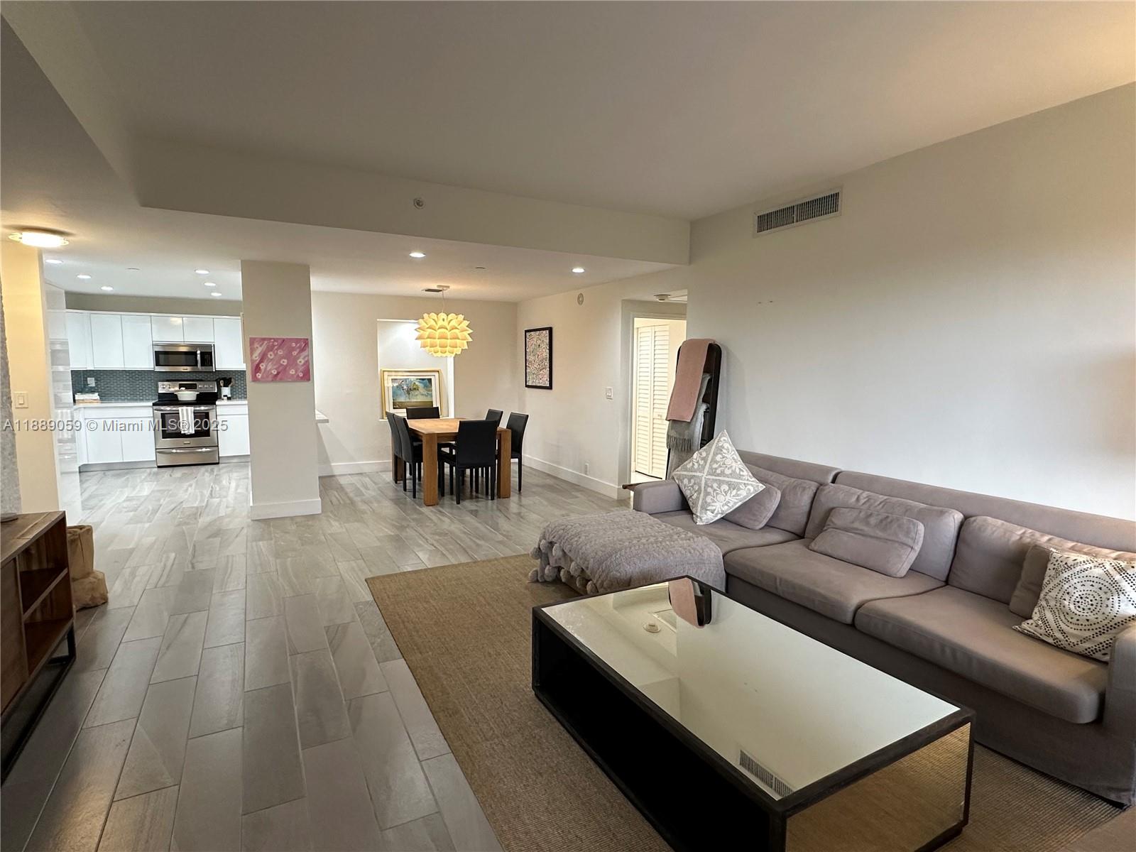 KEY COLONY NO 1 - Residential Lease