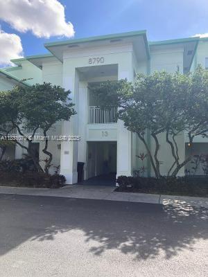 INVESTMENT OPPORTUNITY FOR TRAVELING OWNERS WHO WILL USE UNIT ON/OFF FOR UP TO 6 MONTH A YEAR. CAN BE OWNER MANAGE FOR DAILY RENTALS, SHORT TERM, AIRB&B OR HOTEL RENTAL PROGRAM. UNIT FEATURES CONTEMPORARY FURNISHINGS, FULLY EQUIPPED KITCHEN, LVG/DNG & SPACIOUS BATH, BALCONY. RESORT OFFERS ALL AMENITIES & FACES THE WELL-KNOWN BLUE MONSTER GOLF COURSE & IS ACROSS MIDTOWN DORAL, MINUTES FROM SHOPS, RESTAURANTS, UNIVERSITIES, HOSPITALS & EVERYTHING DORAL HAS TO OFFER. ALL UTILITIES INCLUDED IN MAINTENANCE. MOTIVATED SELLER! PRICED TO SELL.