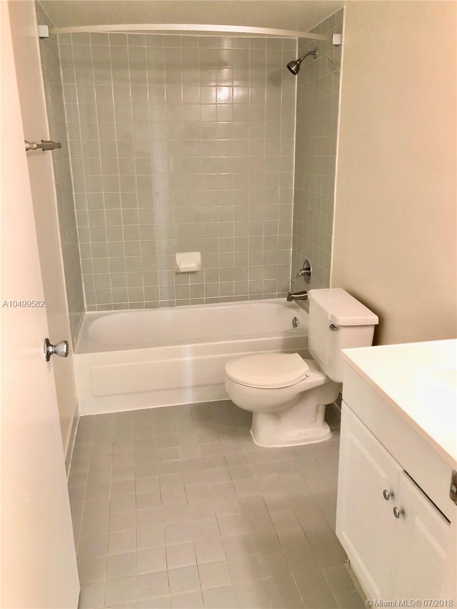 CITY OF MIAMI NORTH BLK 2 - Residential Lease