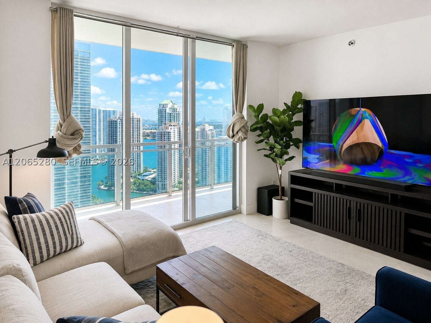 950 Brickell Bay Dr 3904