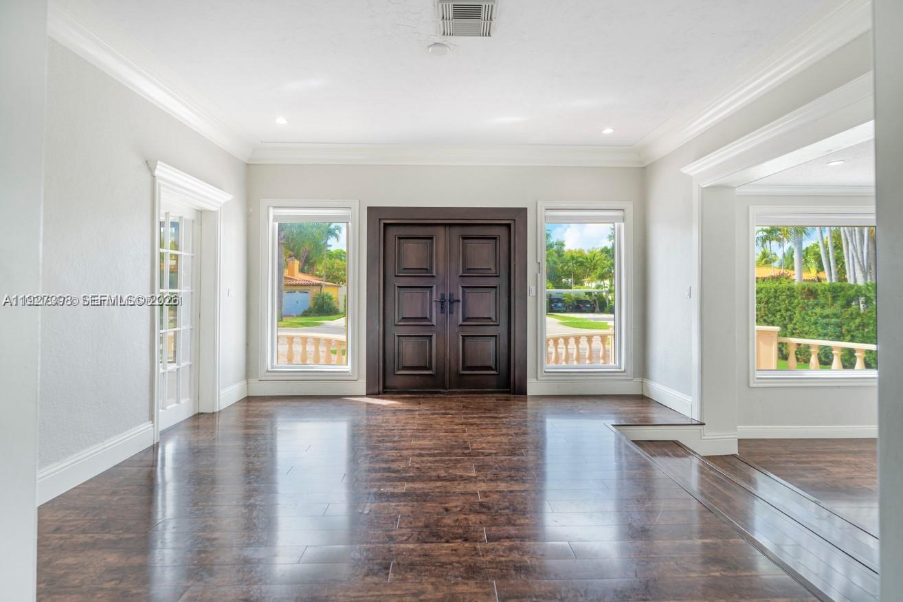 PARKWAY - Residential