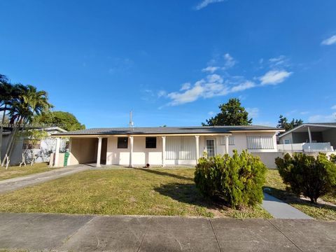 Photo of 1241 NW 175th St, Miami Gardens, FL 33169 (MLS # A11914012)