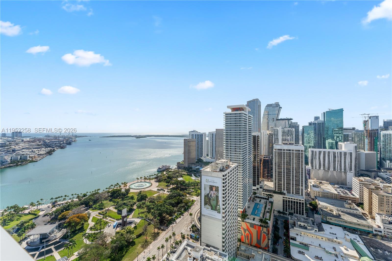 244 Biscayne Blvd 4407