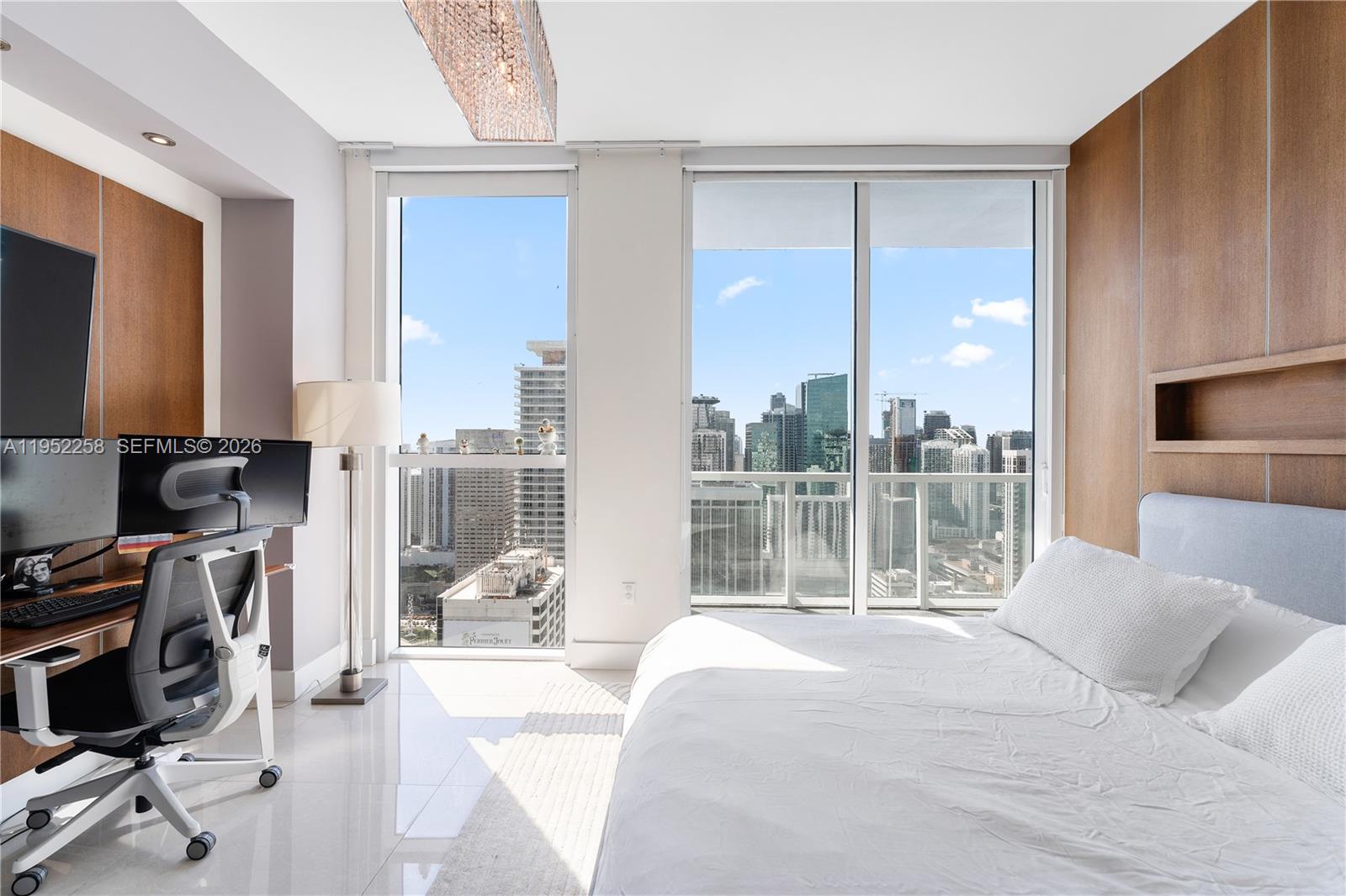 VIZCAYNE NORTH CONDO - Residential