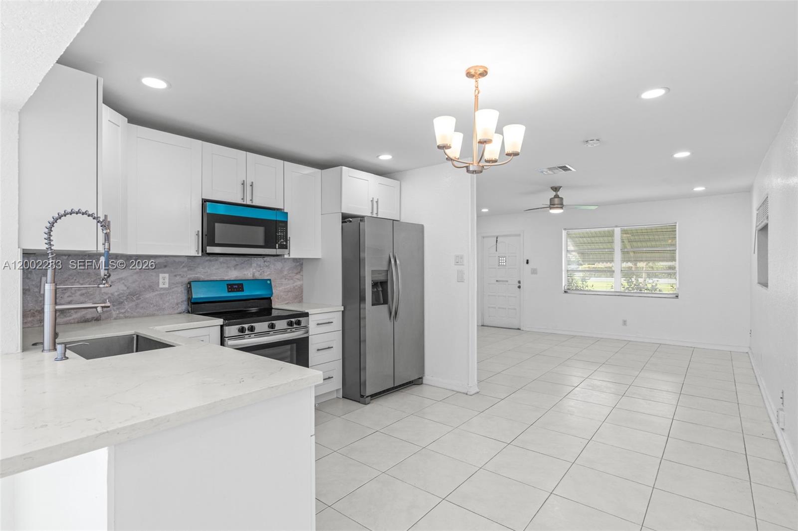 MAINLANDS OF TAMARAC LAKE - Residential