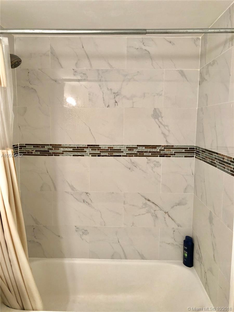 HILLCREST NO 21 CONDO - Residential