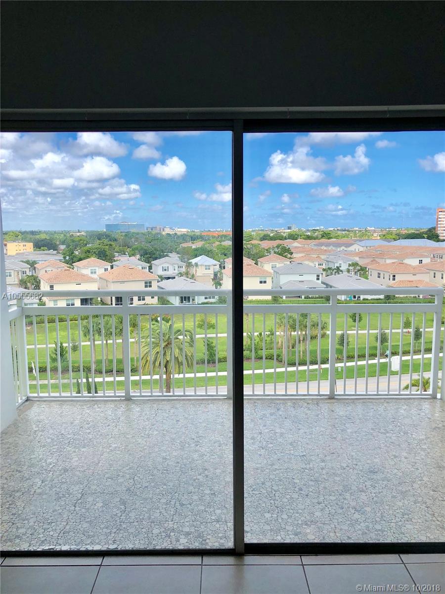 HILLCREST NO 21 CONDO - Residential