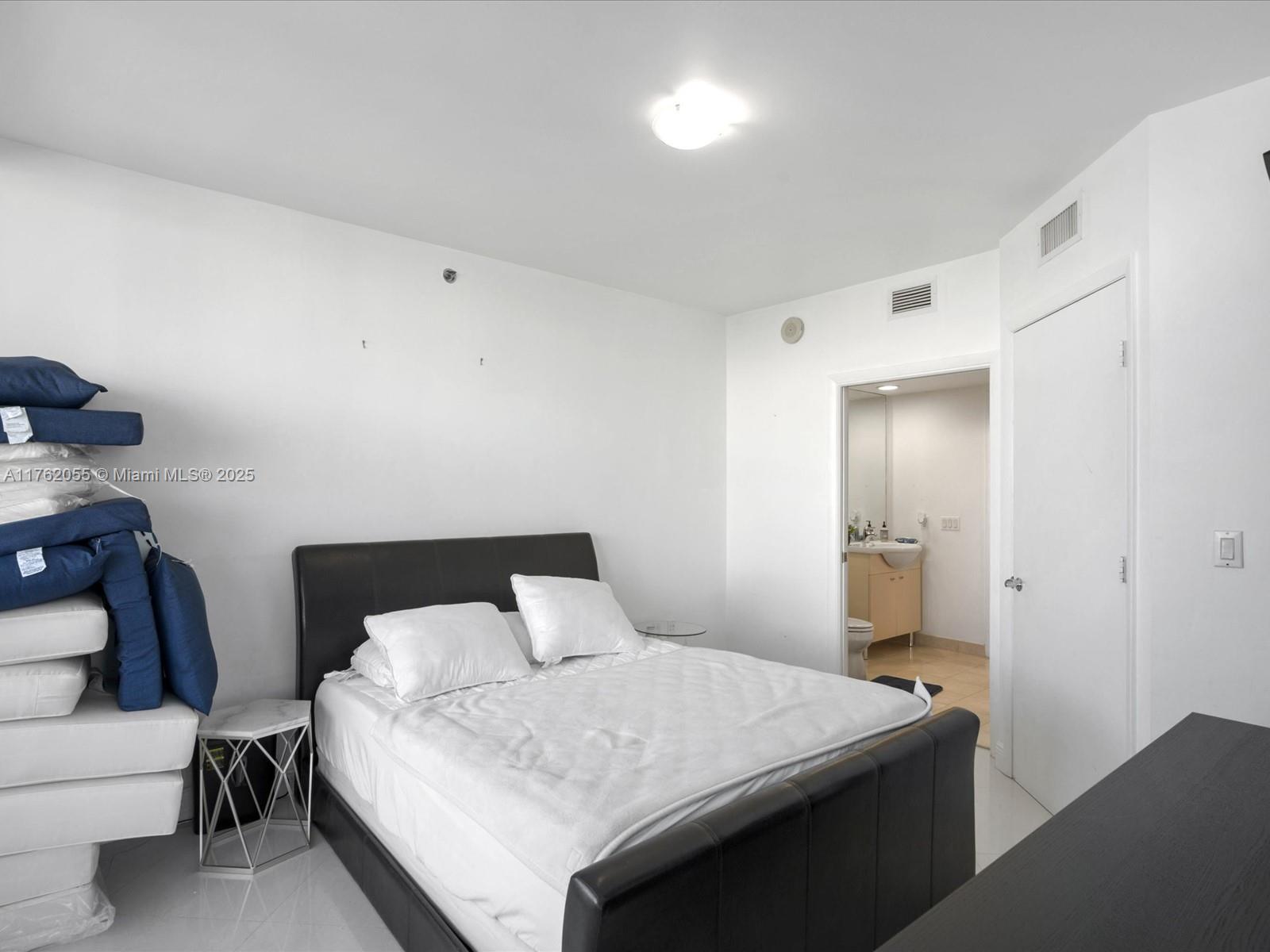 BEACH CLUB TWO CONDO - Residential