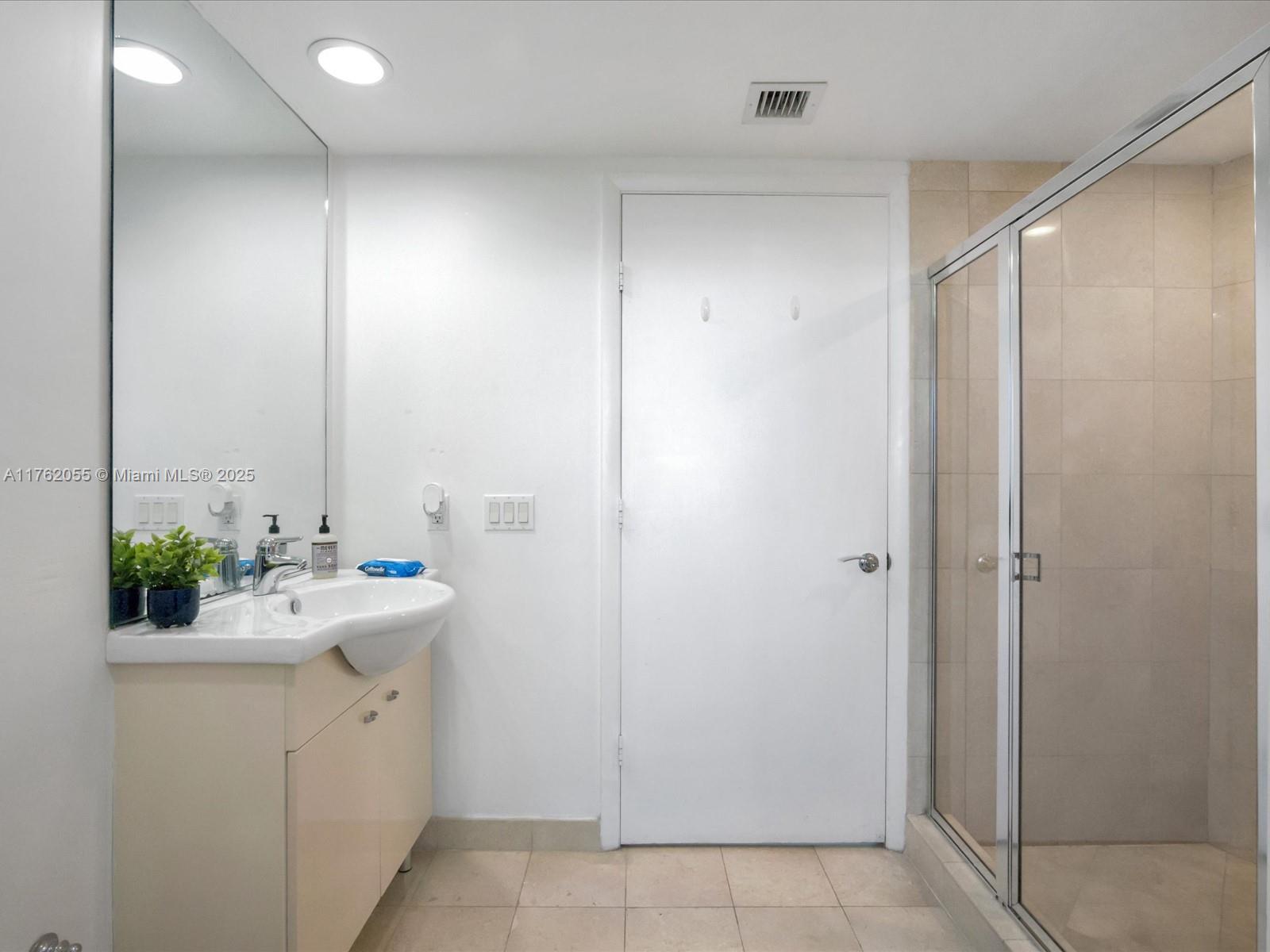 BEACH CLUB TWO CONDO - Residential