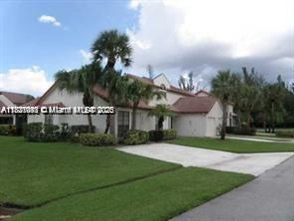 Photo of 10320 Windswept Pl #10320, Boca Raton, FL 33498 (MLS # A11831092)