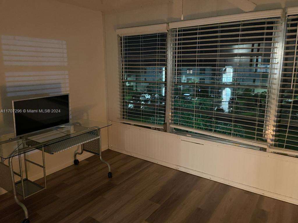 ISLE OF SANDALFOOT CONDO - Residential Lease