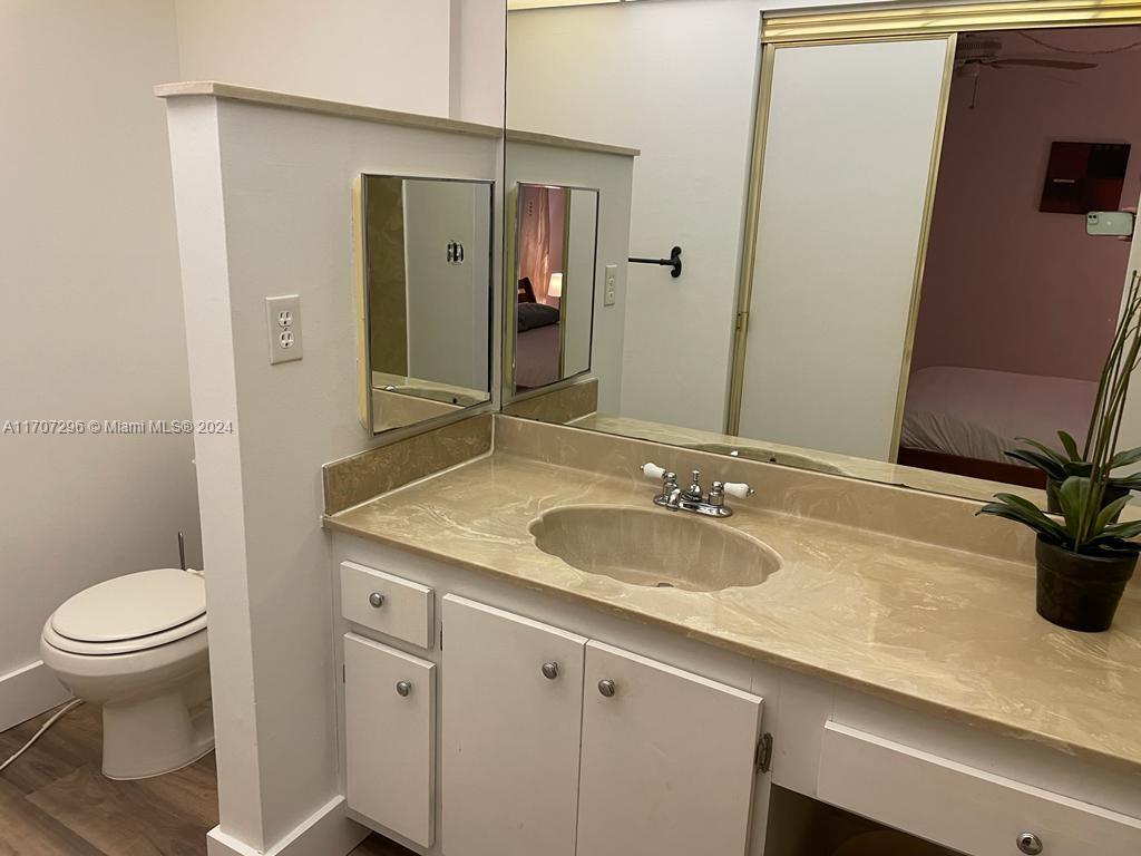 ISLE OF SANDALFOOT CONDO - Residential Lease