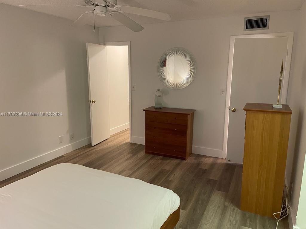 ISLE OF SANDALFOOT CONDO - Residential Lease
