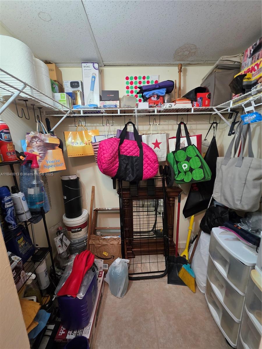 RO-MONT SOUTH CONDO MNPQ - Residential