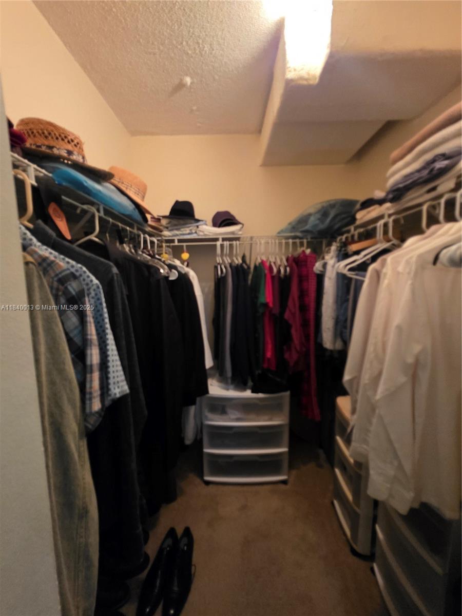 RO-MONT SOUTH CONDO MNPQ - Residential