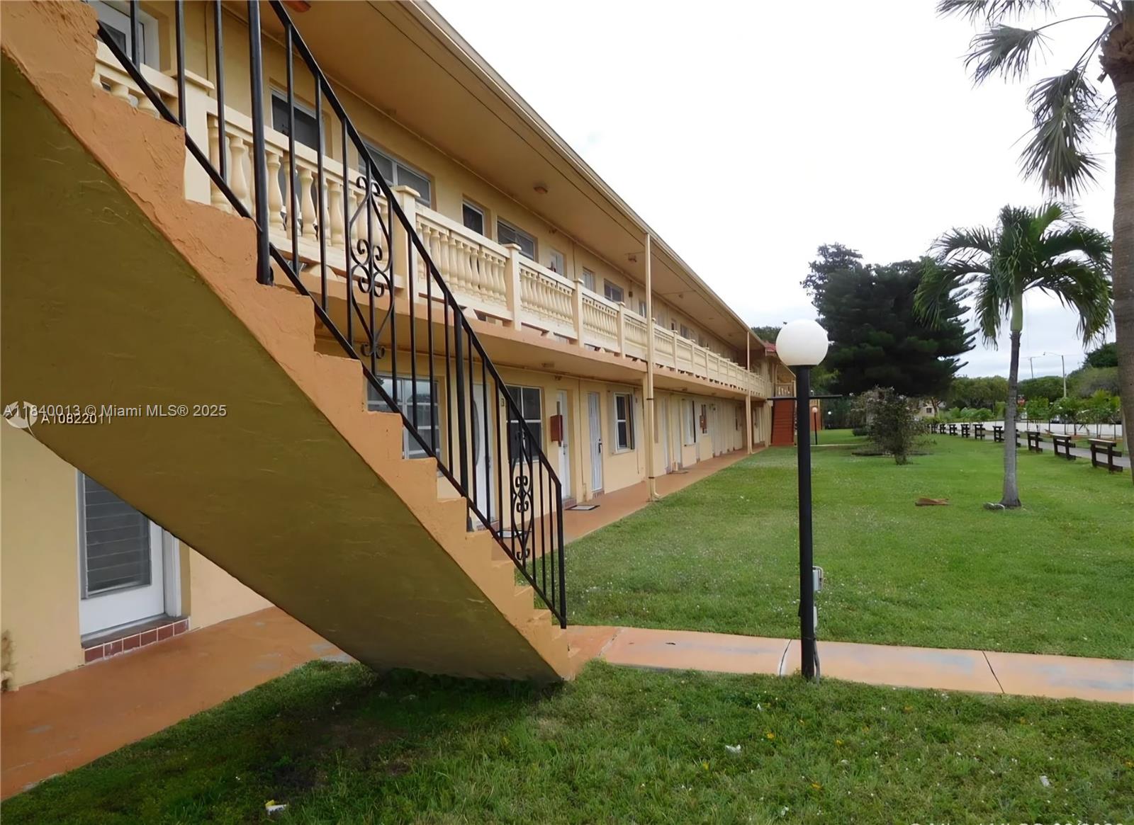 RO-MONT SOUTH CONDO MNPQ - Residential