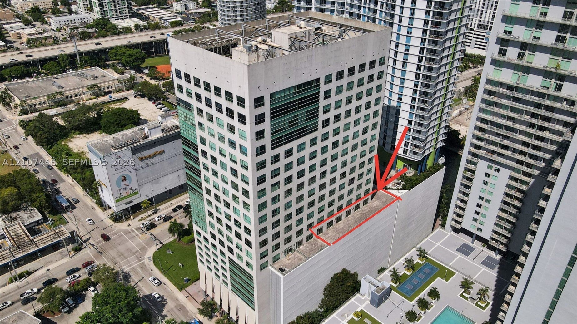 175 SW 7th St 1103/1104