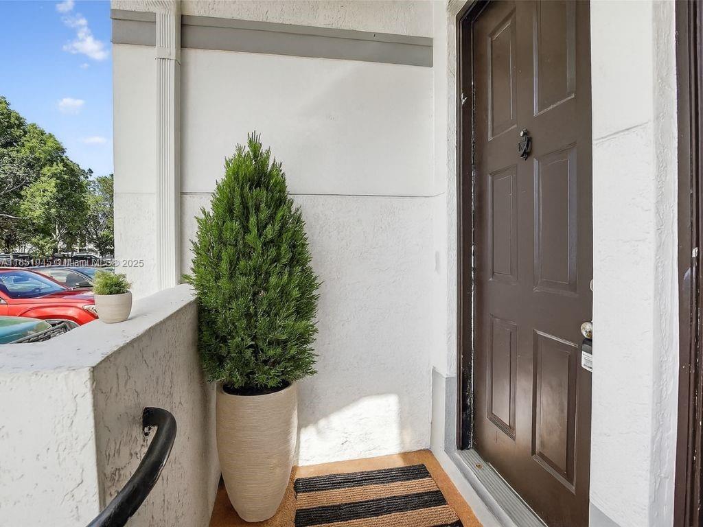 781 SW 148th Ave 1506