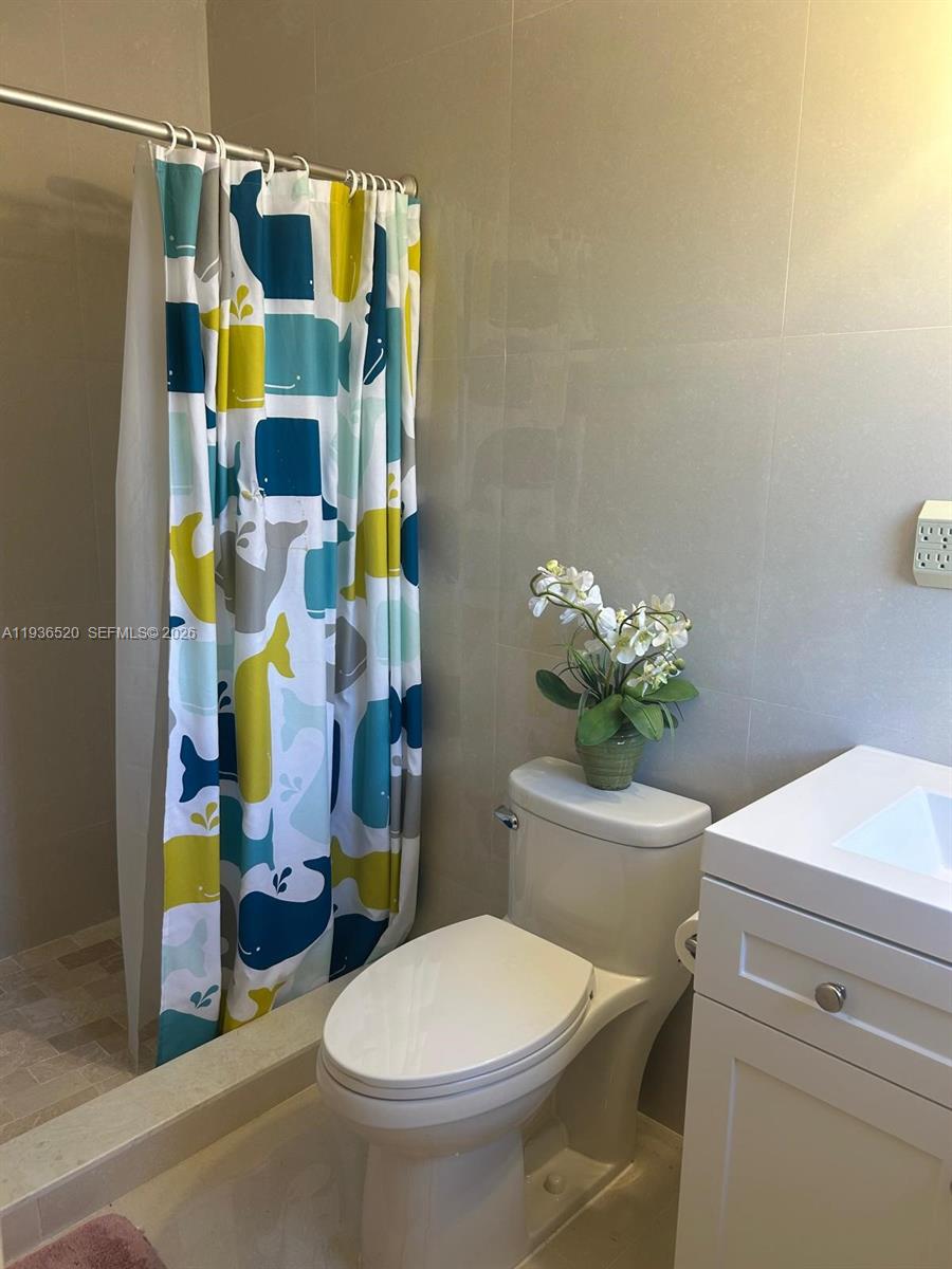 KENDALE LAKES SEC 4 - Residential