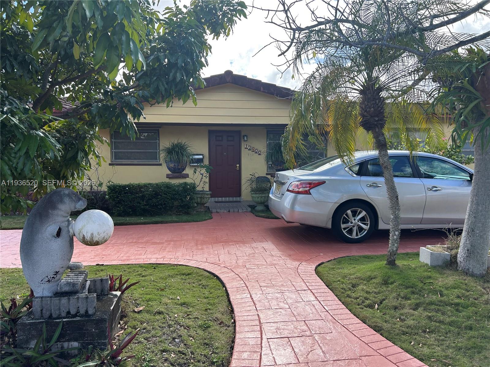 KENDALE LAKES SEC 4 - Residential