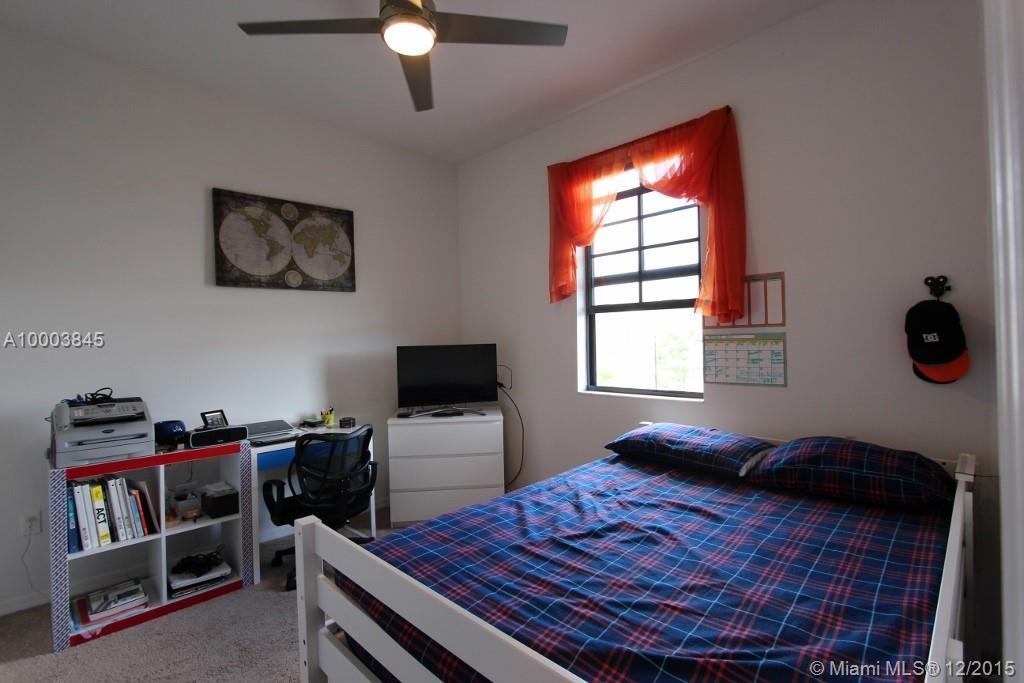 Champion Lakes - Residential