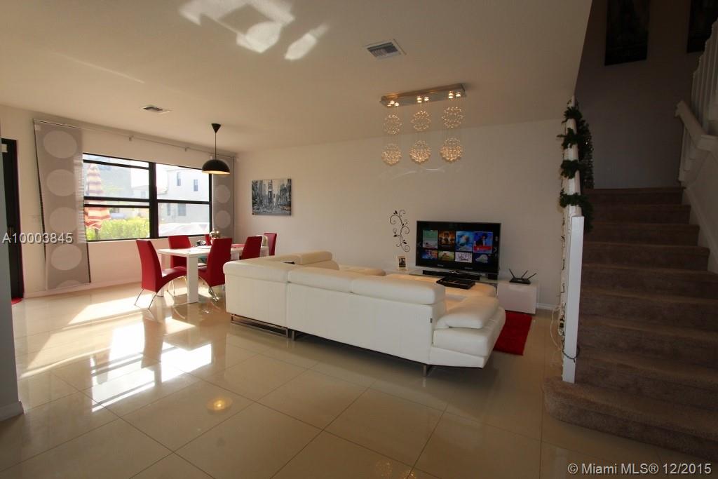 Champion Lakes - Residential