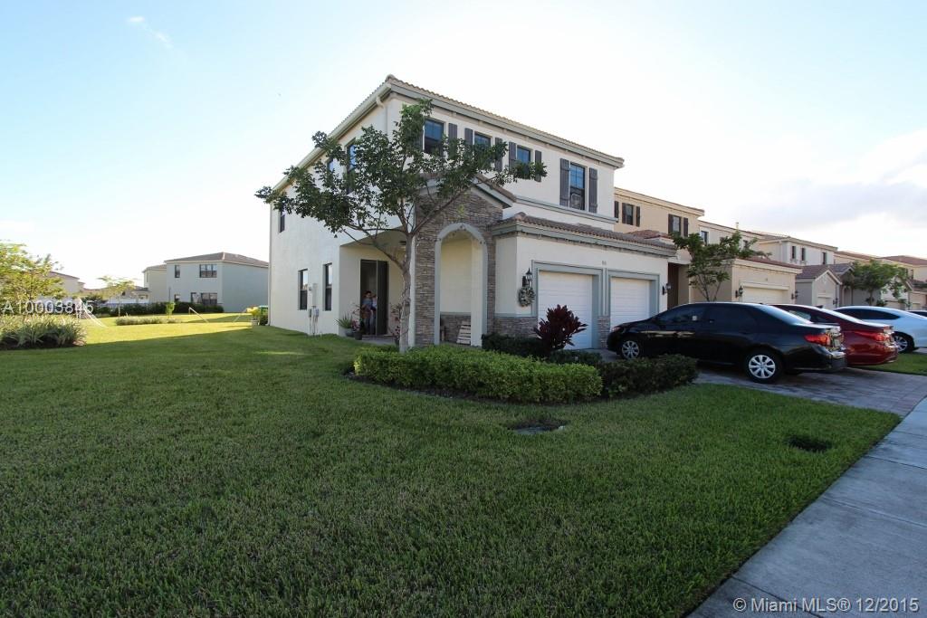 Champion Lakes - Residential