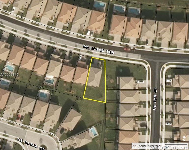 Champion Lakes - Residential