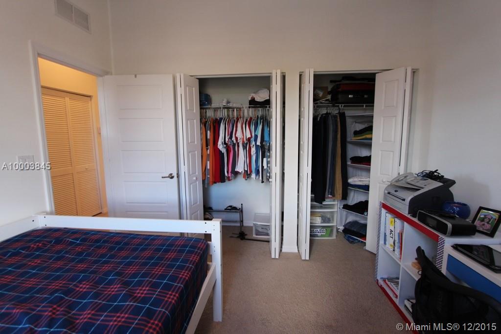Champion Lakes - Residential