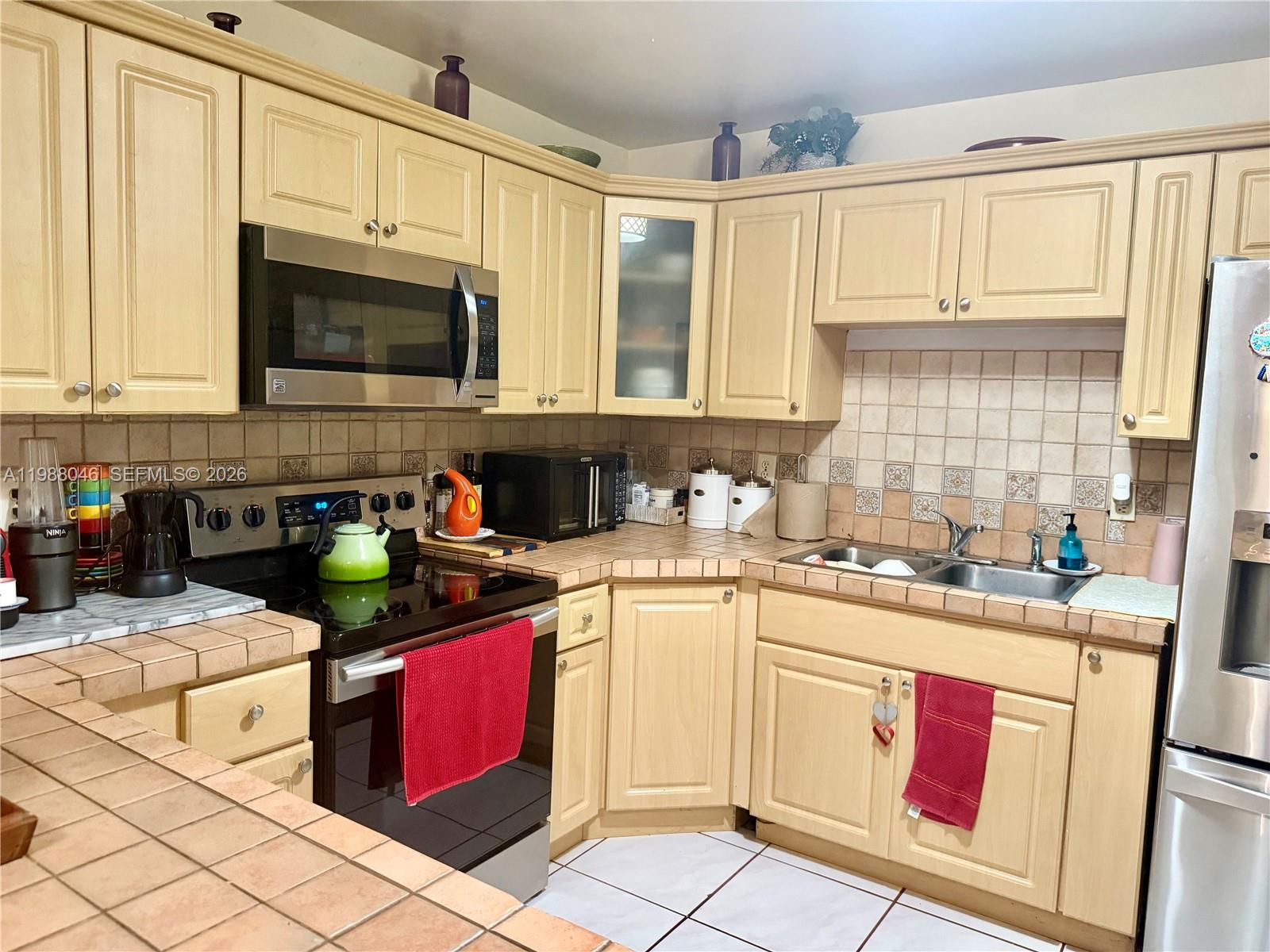 SUNNY ESTATES SUB - Residential