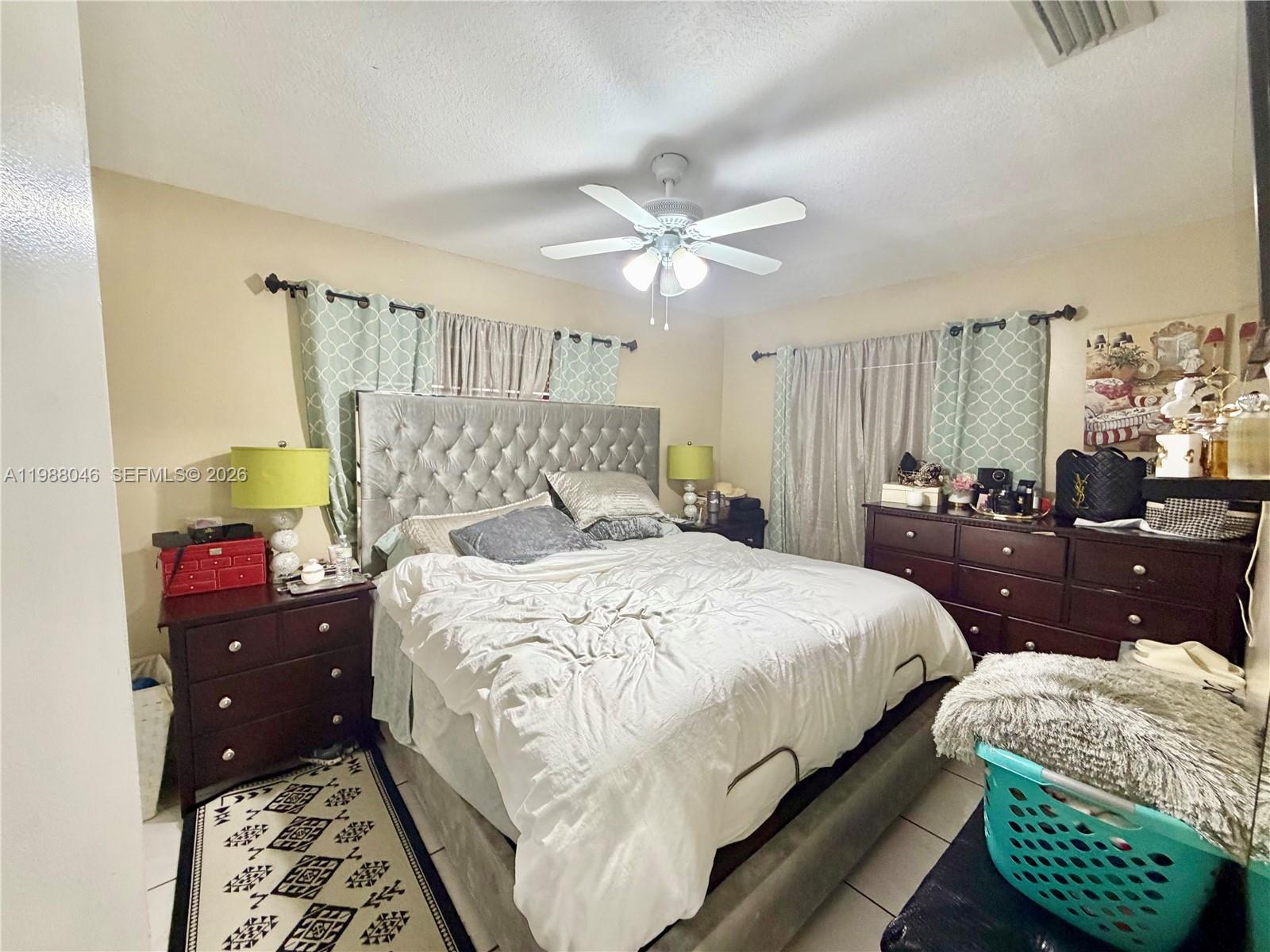 SUNNY ESTATES SUB - Residential