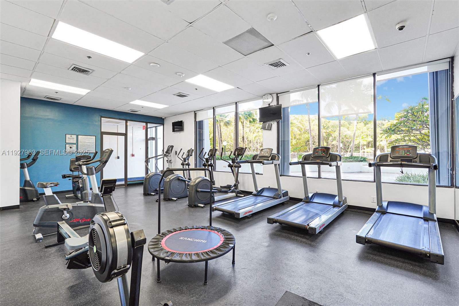 ARLEN HOUSE EAST CONDO - Residential