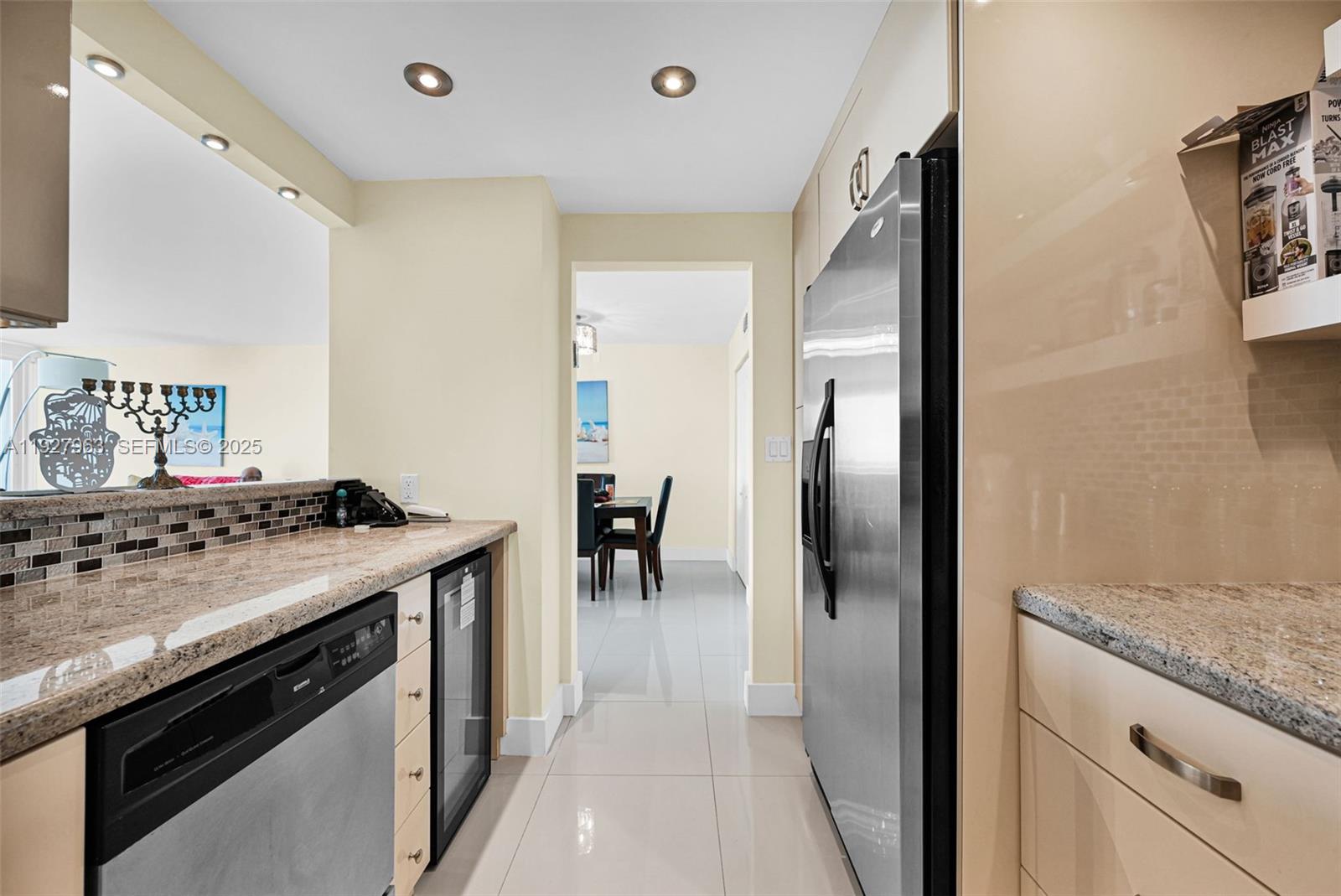 ARLEN HOUSE EAST CONDO - Residential