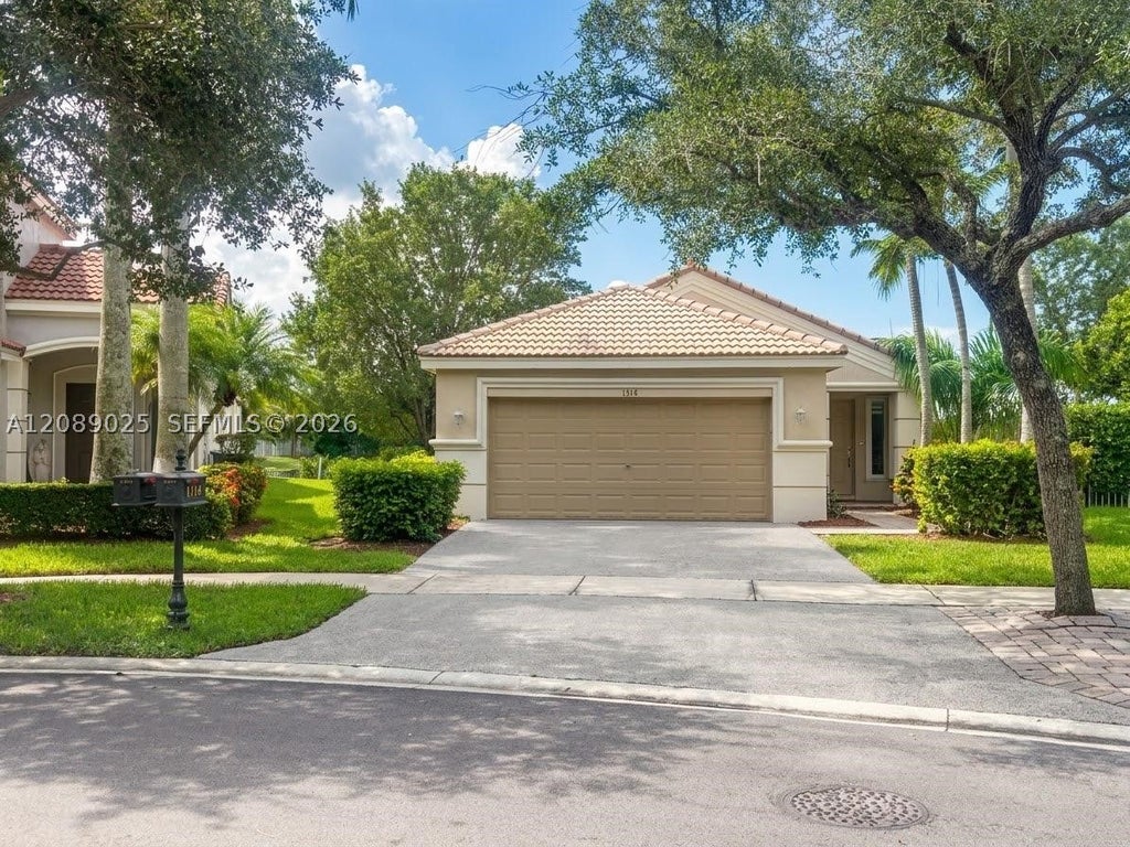 Photo of 1314 Canary Island Dr, Weston, FL 33327 (MLS # A12089025)