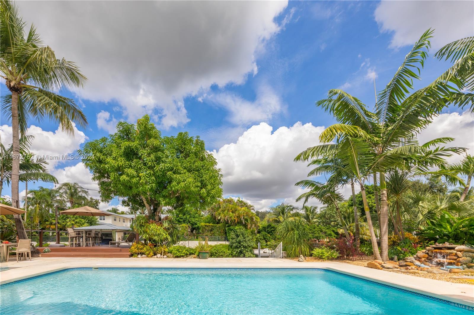 C GABLES RIVIERA SEC 12 - Residential