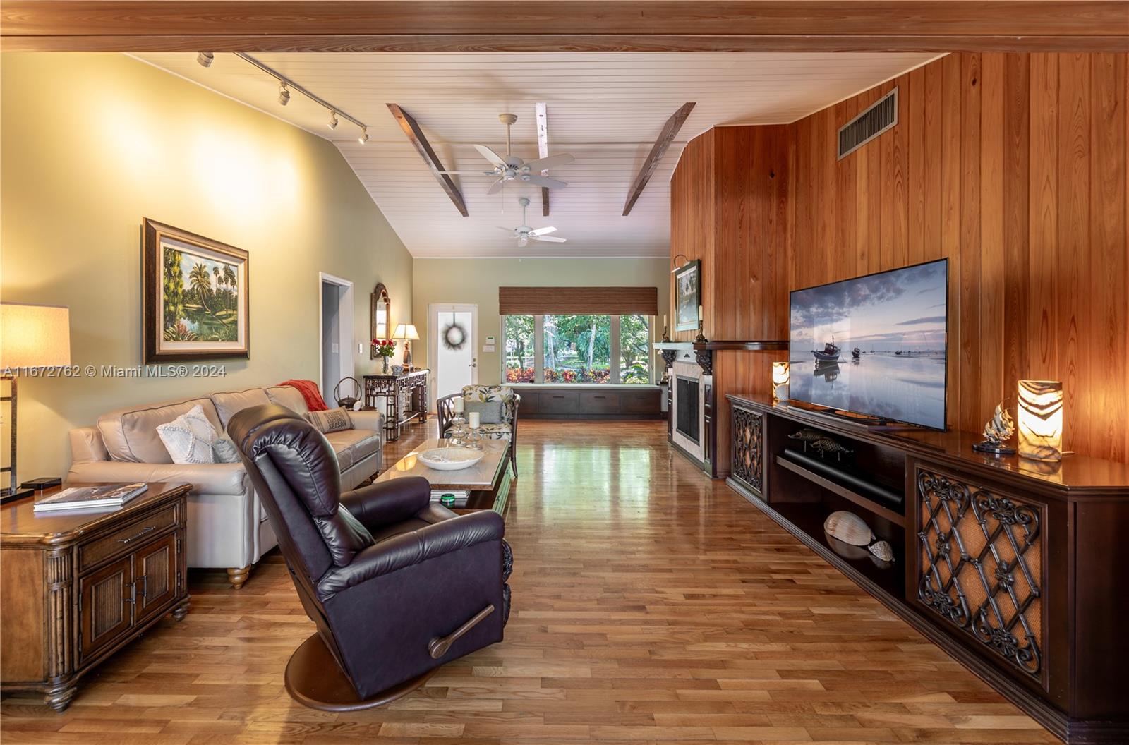 C GABLES RIVIERA SEC 12 - Residential