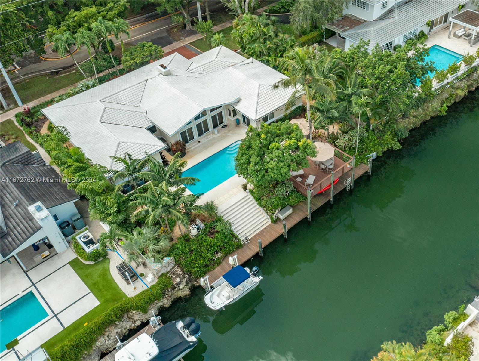 C GABLES RIVIERA SEC 12 - Residential