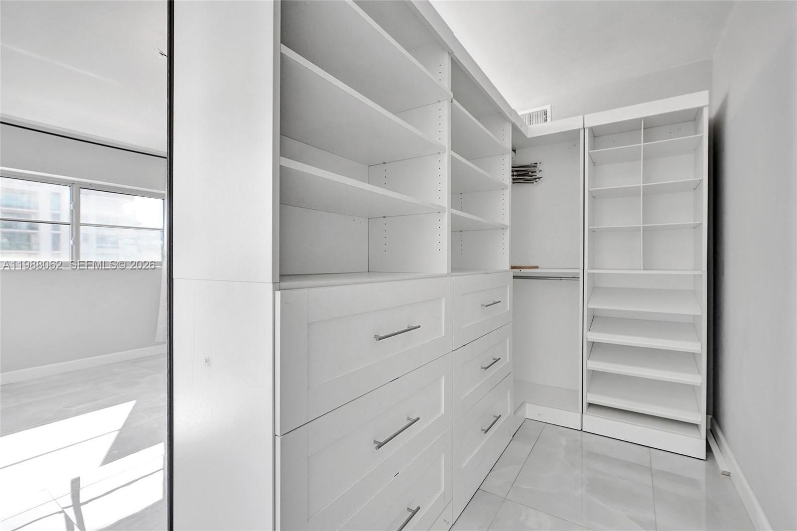 BERKSHIRE HOUSE CONDO - Residential Lease