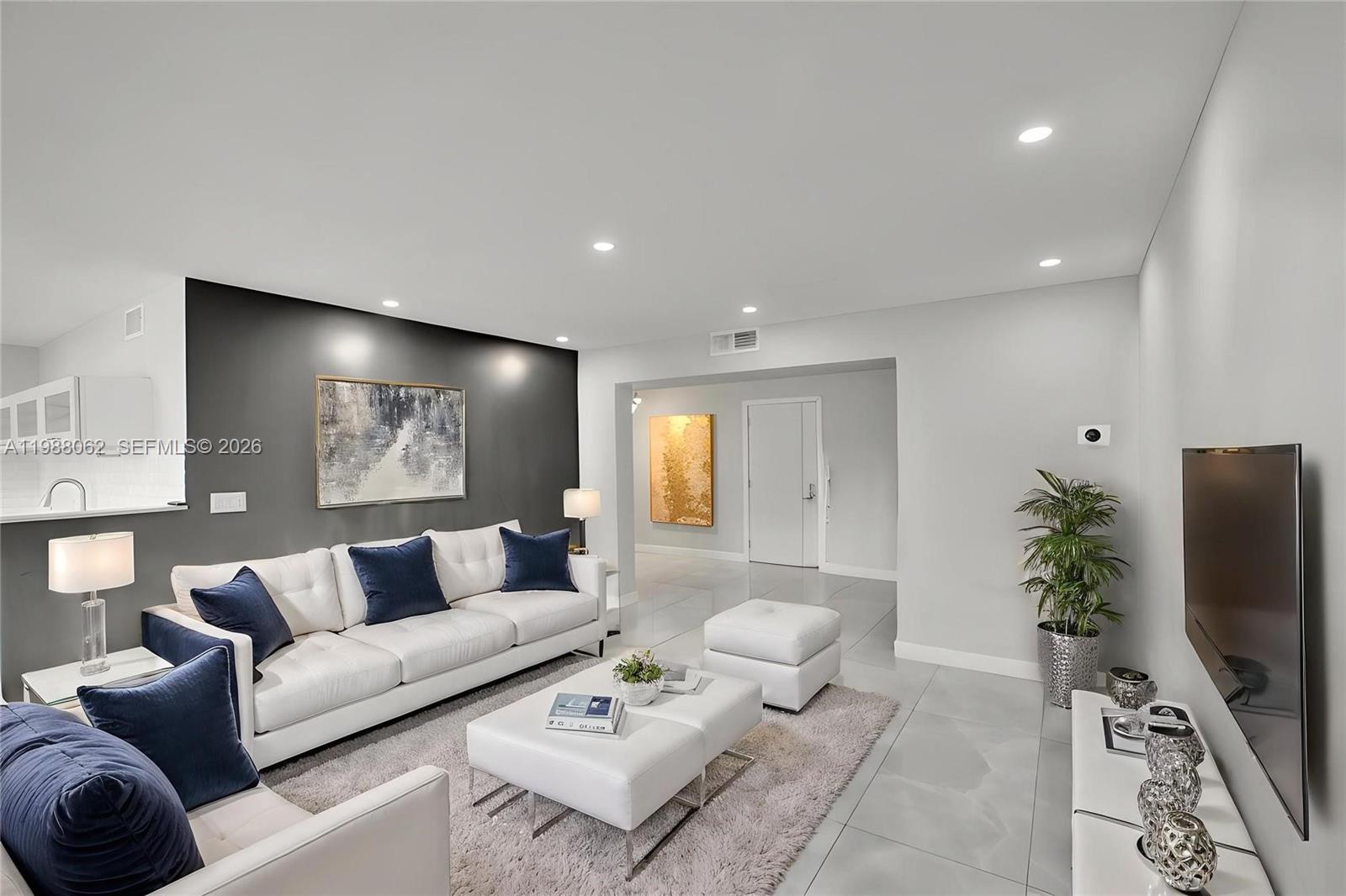 BERKSHIRE HOUSE CONDO - Residential Lease