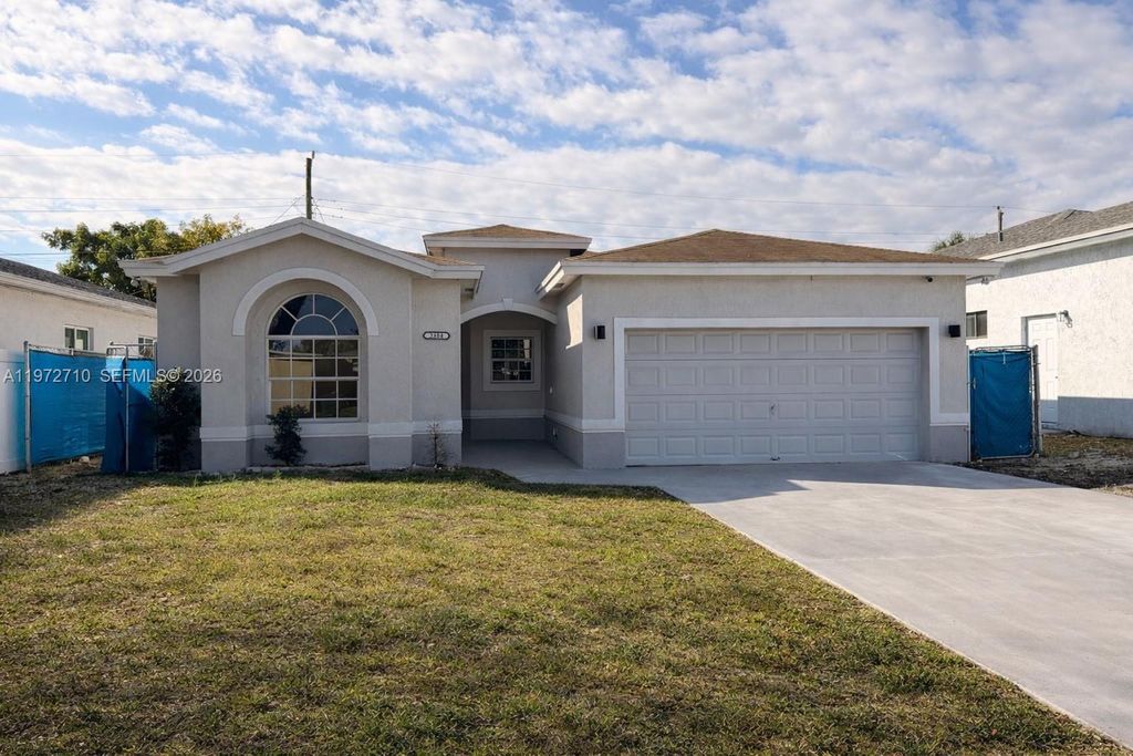 Photo of 2804 NW 7th Ct #2804, Fort Lauderdale, FL 33311 (MLS # A11972710)