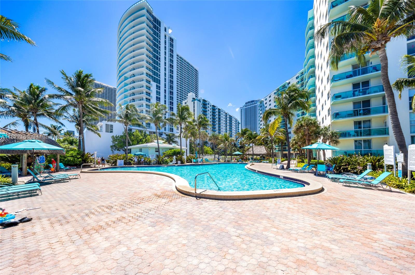 TIDES ON HOLLYWOOD BEACH - Residential