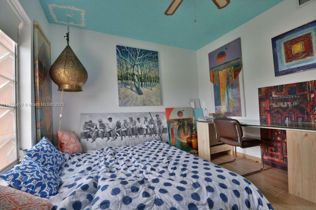 RIVERVIEW VILLAGE CONDO - Residential