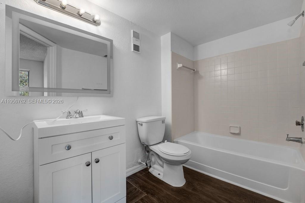 CORAL KEY CONDO - Residential