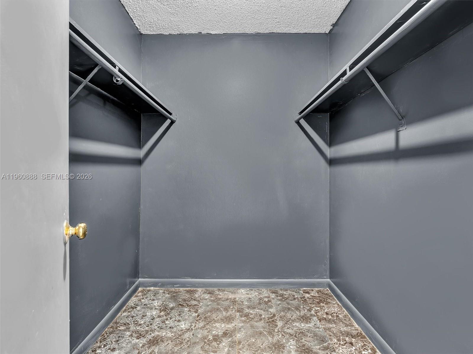 PLANTATION ROYAL SECTION - Residential