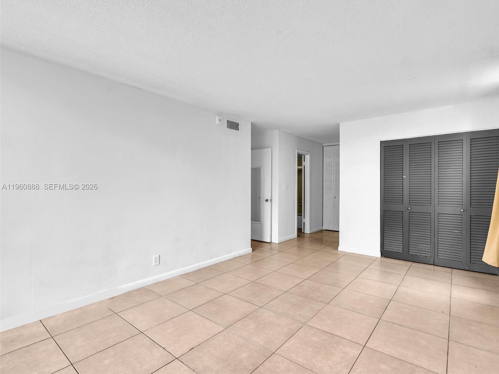 PLANTATION ROYAL SECTION - Residential